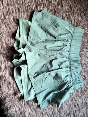Blogilates XS Olive Green Ruffle Shorts
